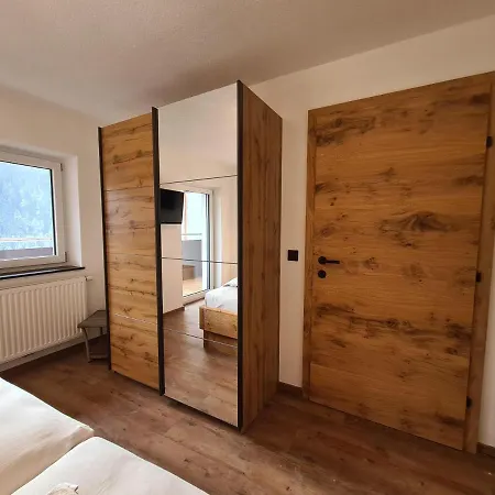 Apartment Landhaus Oberzinnegg Saalbach-Hinterglemm