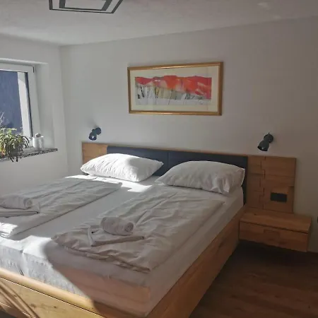 Apartment Landhaus Oberzinnegg *