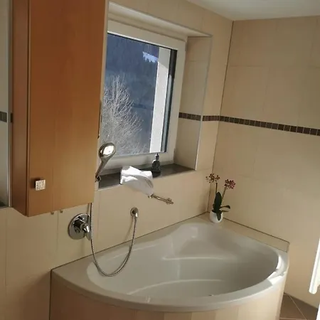 Landhaus Oberzinnegg Apartment *